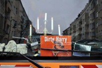 Die BSR, das Dreckige putzend Die BSR, das Dreckige putzend