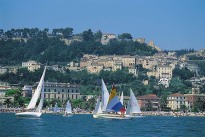 Le Marche: Urwüchsige Landschaften und Bilderbuchstrände