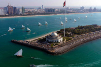 Abu Dhabi und die Tradition des Perlentauchens Abu Dhabi und die Tradition des Perlentauchens